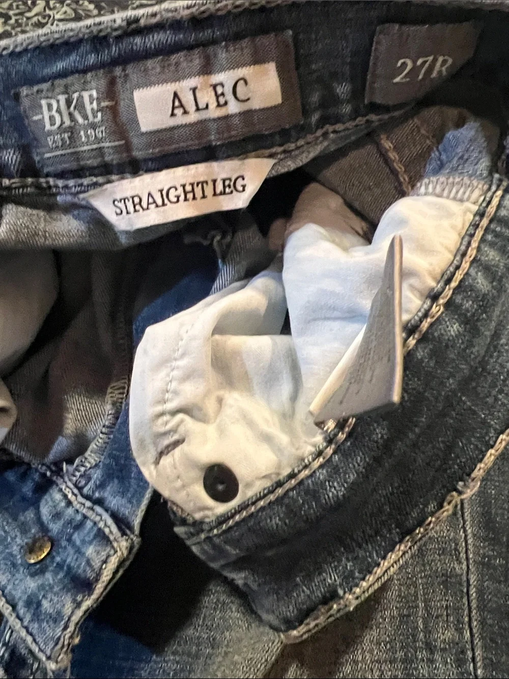 BKE ALEC Women's Faded Blue Straight Leg Jeans